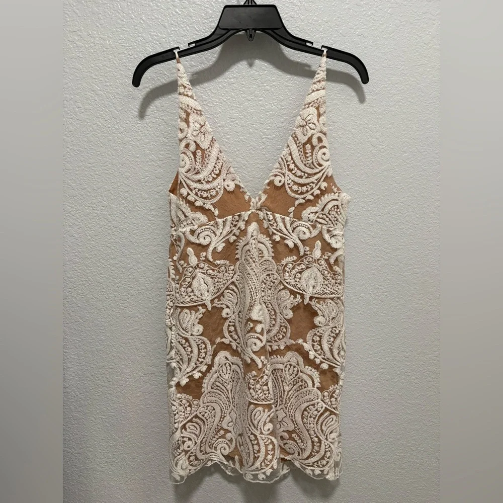 New Free People Night Shimmer Mini Dress in Ivory Sz6 MSRP:$108 - Picture 5 of 6